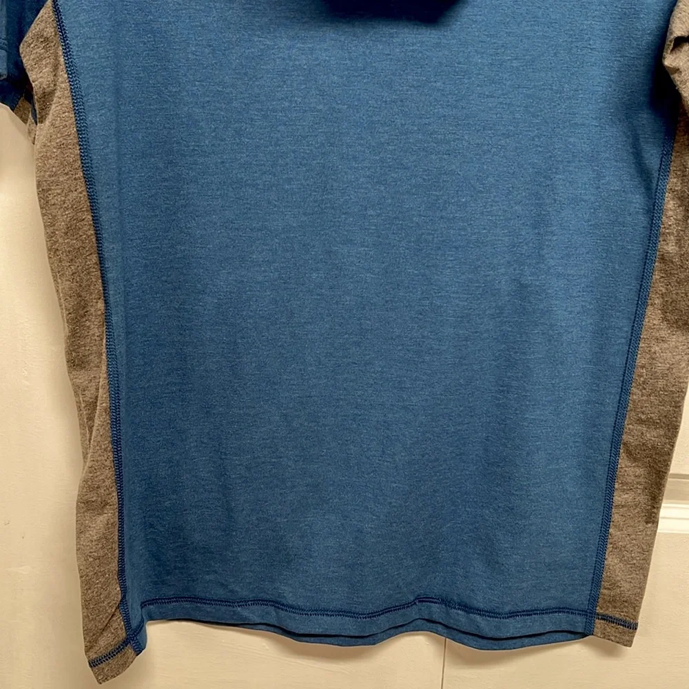 All In Motion Blue Gray Stripe Hoodie Short Sleeve Tee Shirt Teenage Size XL NWT